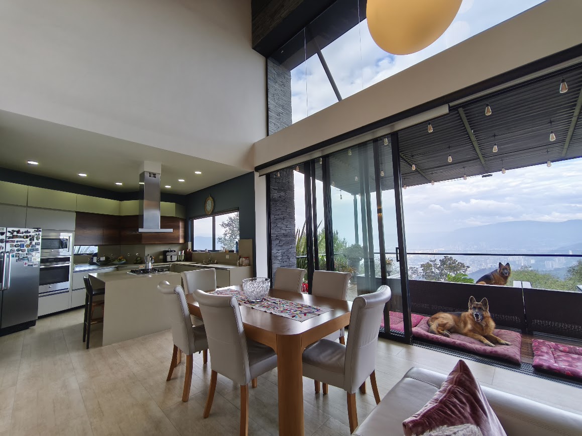 Venta de casa finca en La Estrella La Tablaza