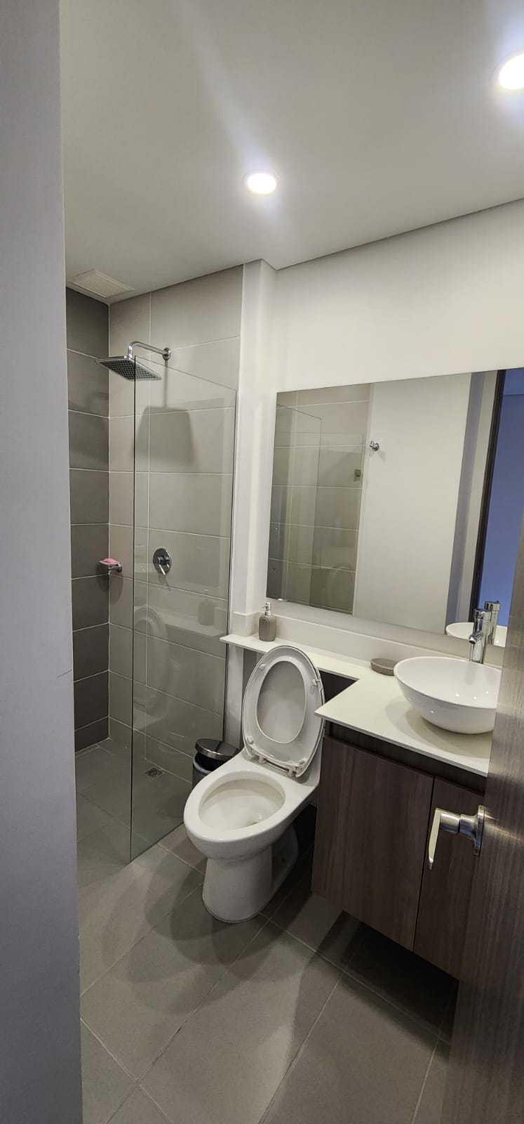 Apartamento para VENTA en la estrella, sector Suramerica