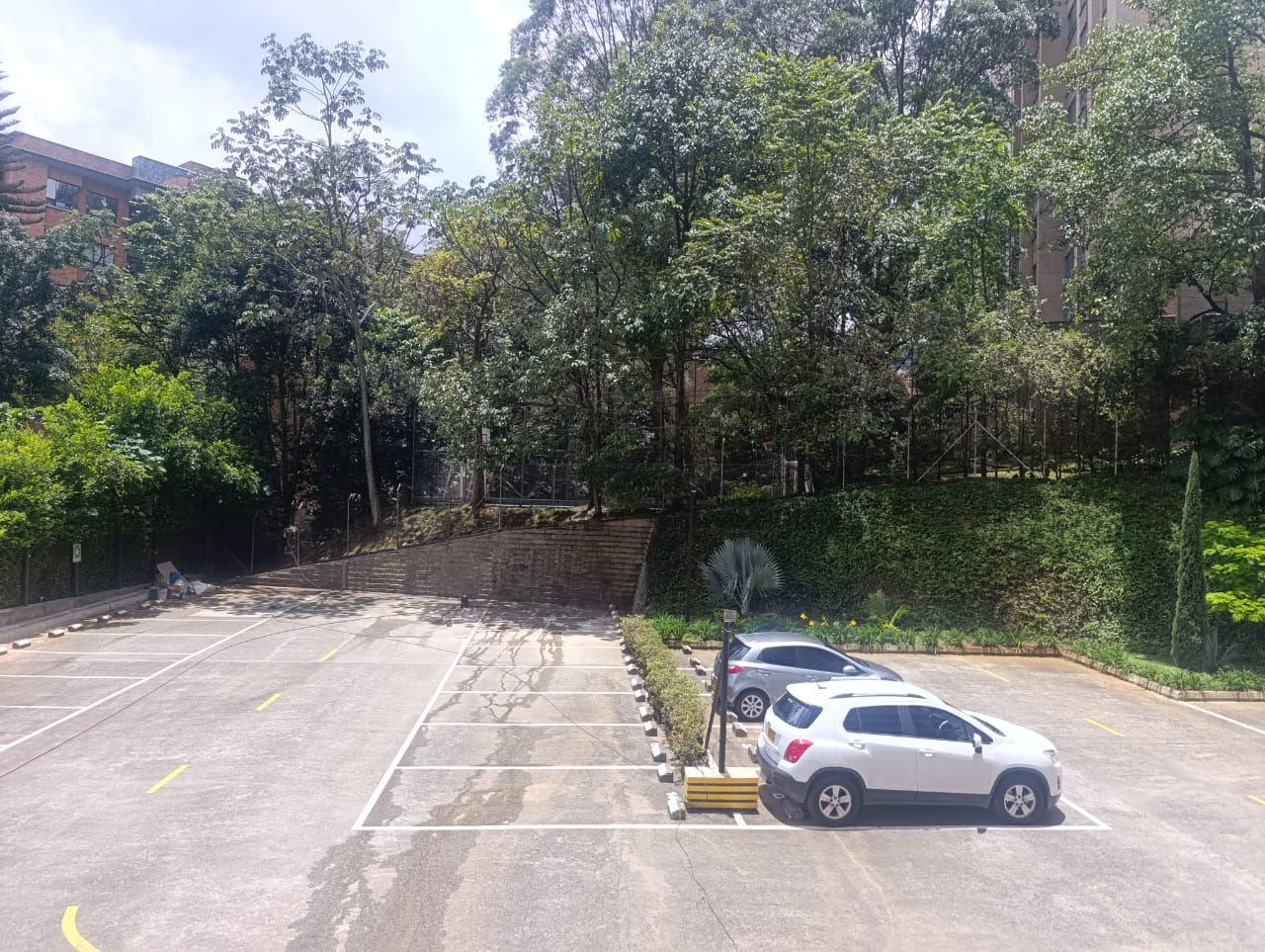 Apartamento en venta poblado Medellín sector el tesoro