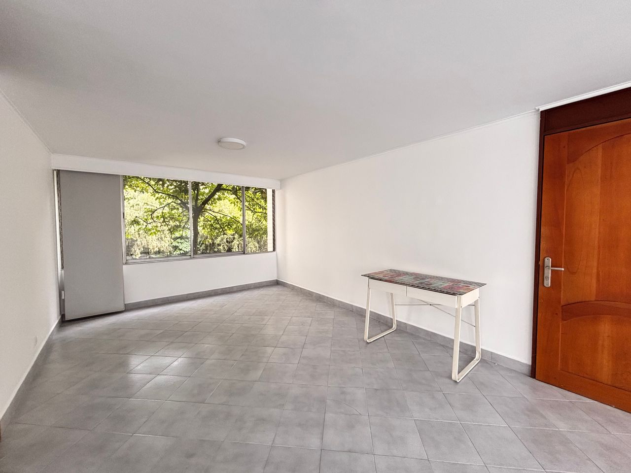 vendo apartamento en Medellín poblado, patio bonito