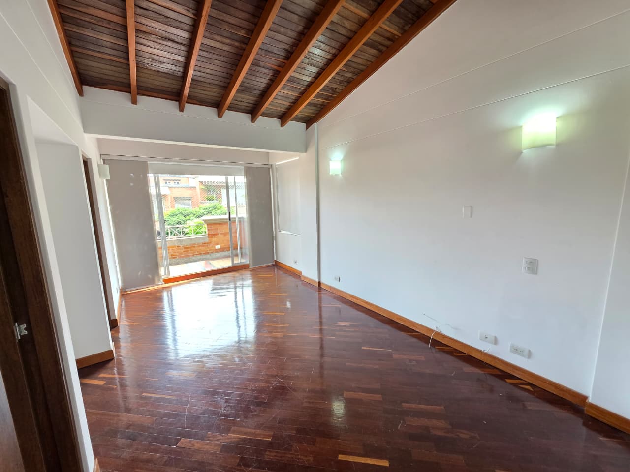 Casa en venta en las brujas envigado