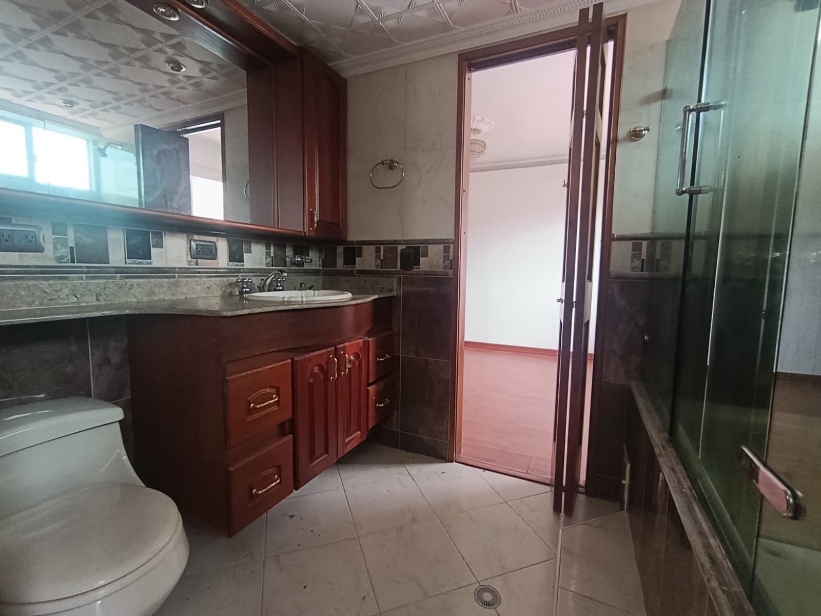 Apartamento Dúplex  en Arriendo Loma de los Bernal