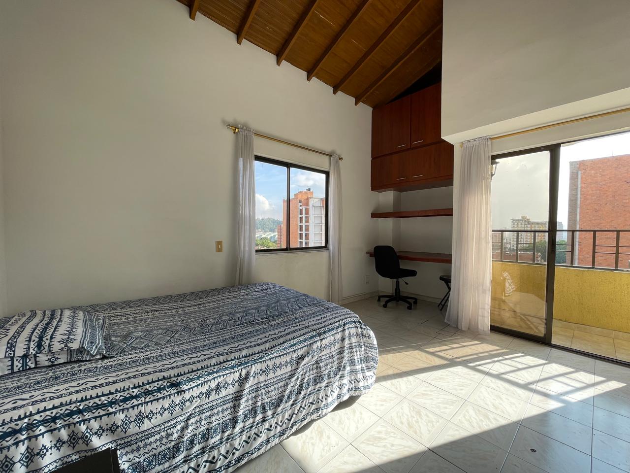 Apartamento amoblado para arriendo en Laureles Medellín