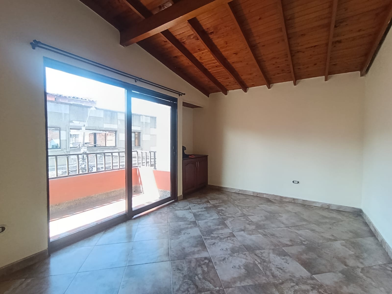 Apartamento en arriendo sector velódromo