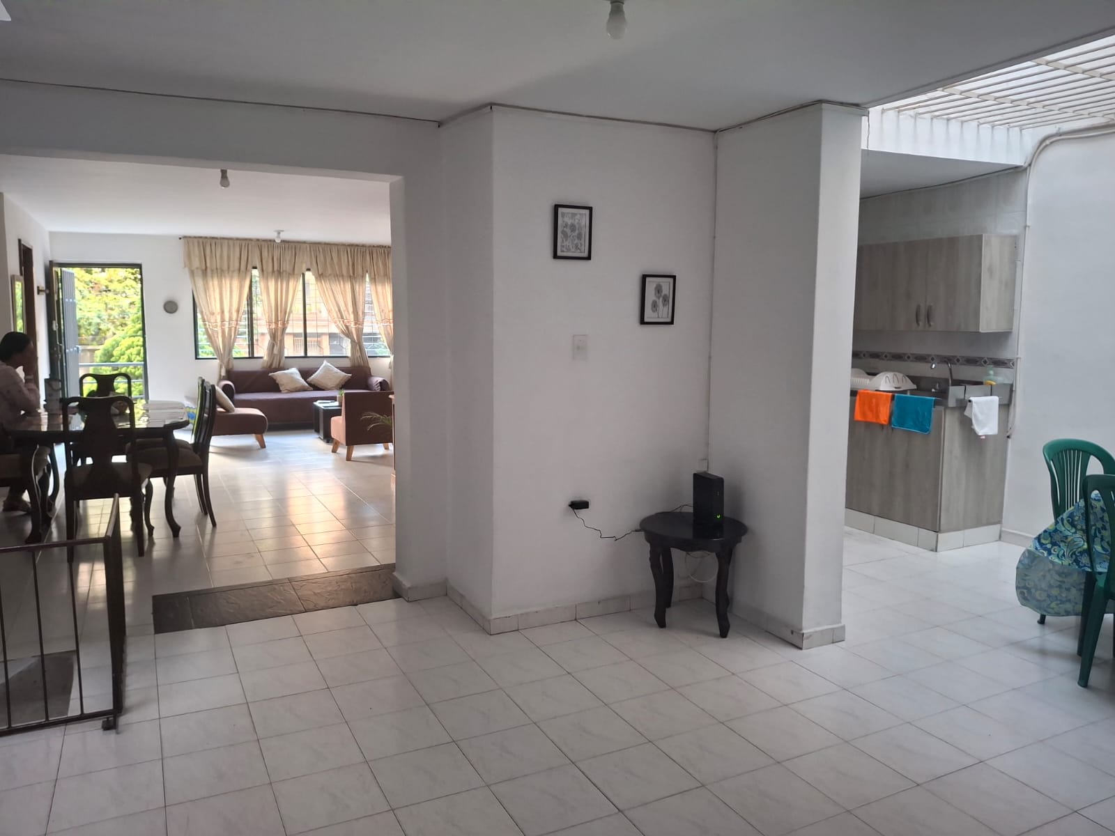 Casa comercial para arriendo en Laureles Medellín