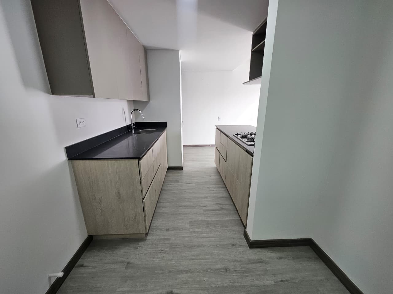 Apartaestudio para estrenar en arriendo en Las Palmas Medellín