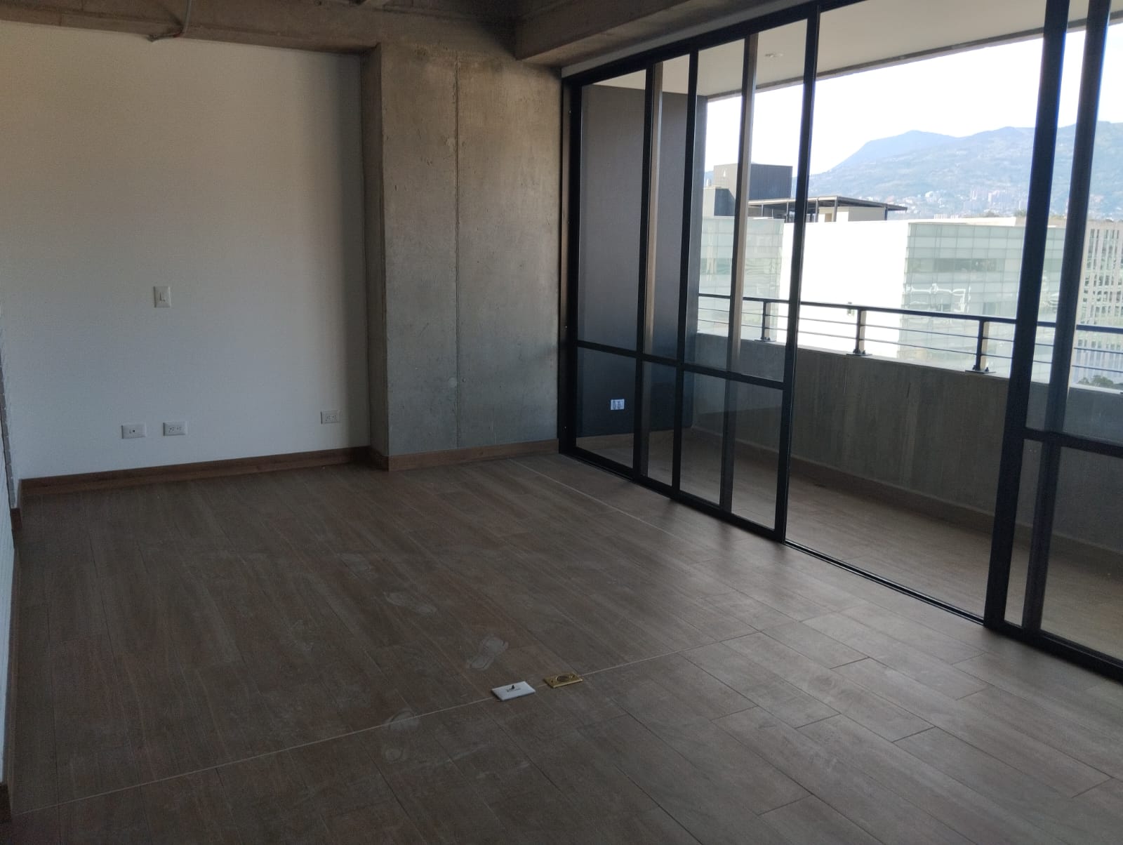 Apartaestudio para arriendo en Ciudad del Río El Poblado