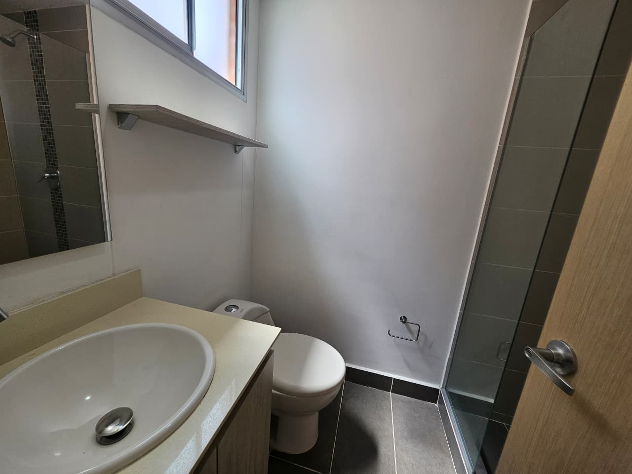 Apartamento en arriendo en Loma de Las Brujas Envigado