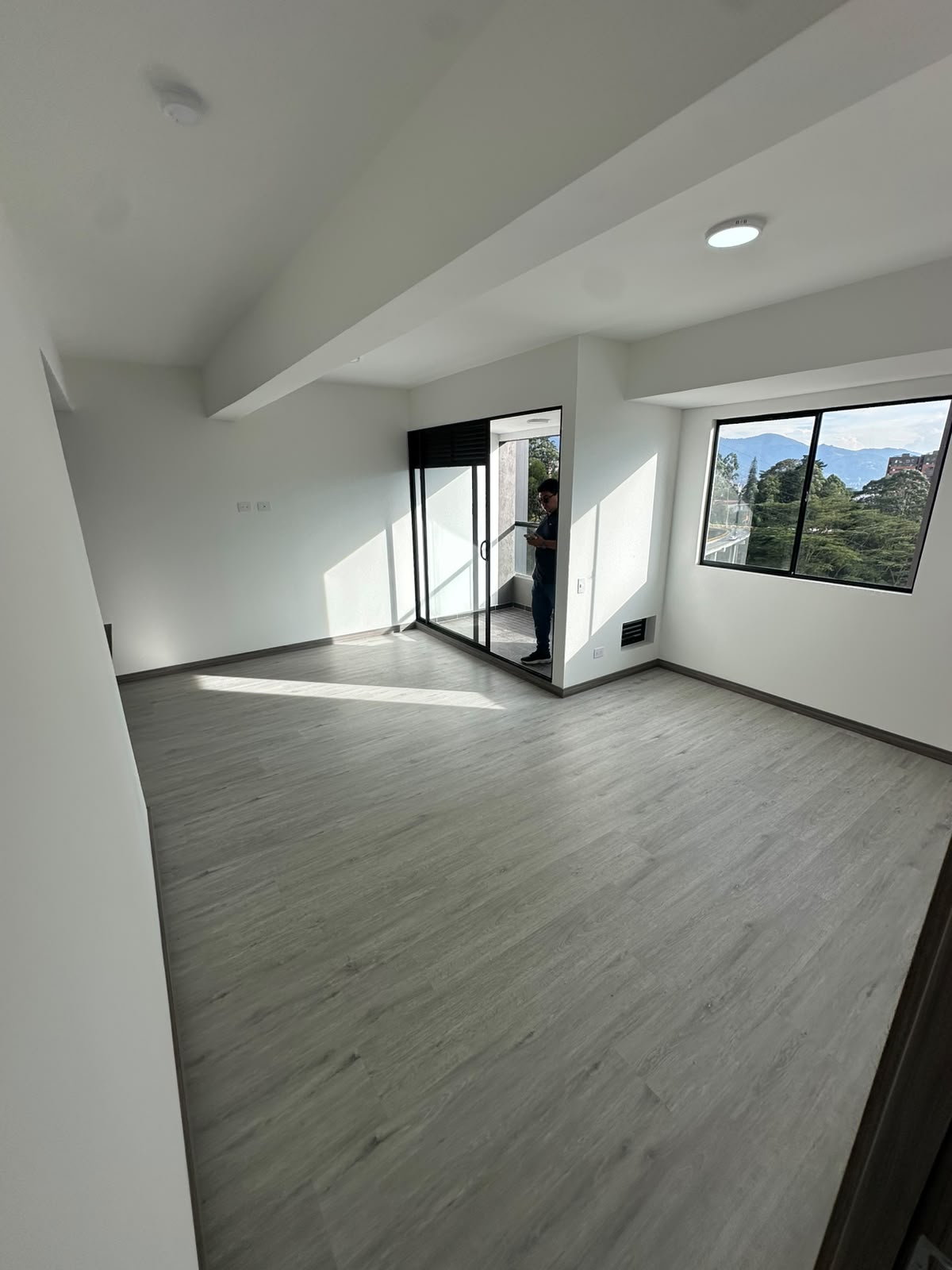 Apartaestudio para estrenar en arriendo en Las Palmas Medellín