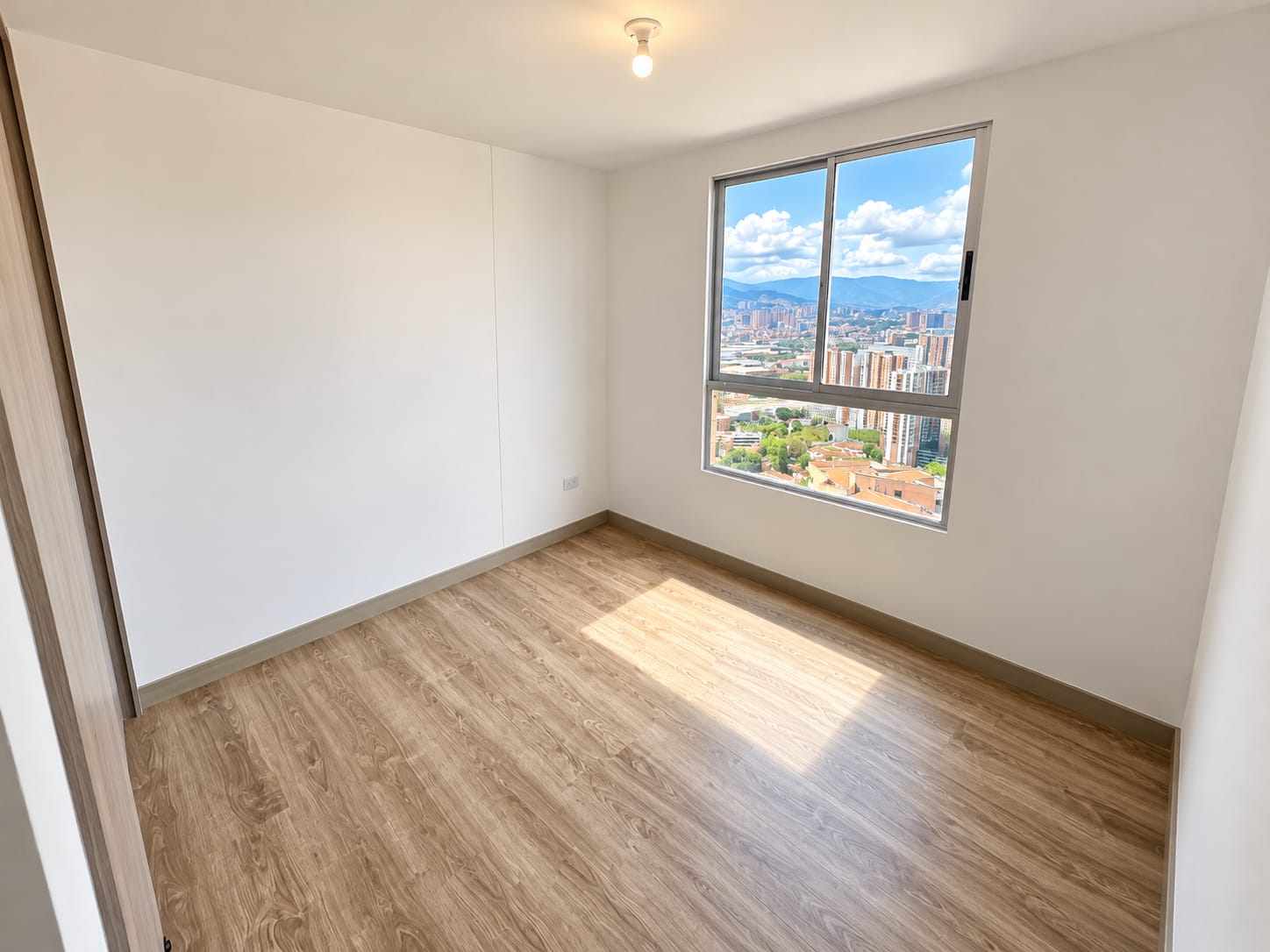Apartamento en venta Las Lomitas Sabaneta – Piso 16 + vista