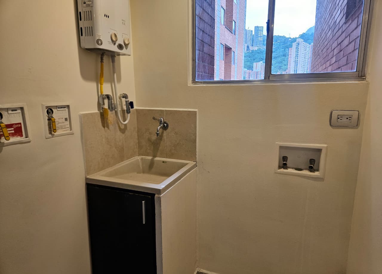 Apartamento para arriendo en Ciudad del Río El Poblado