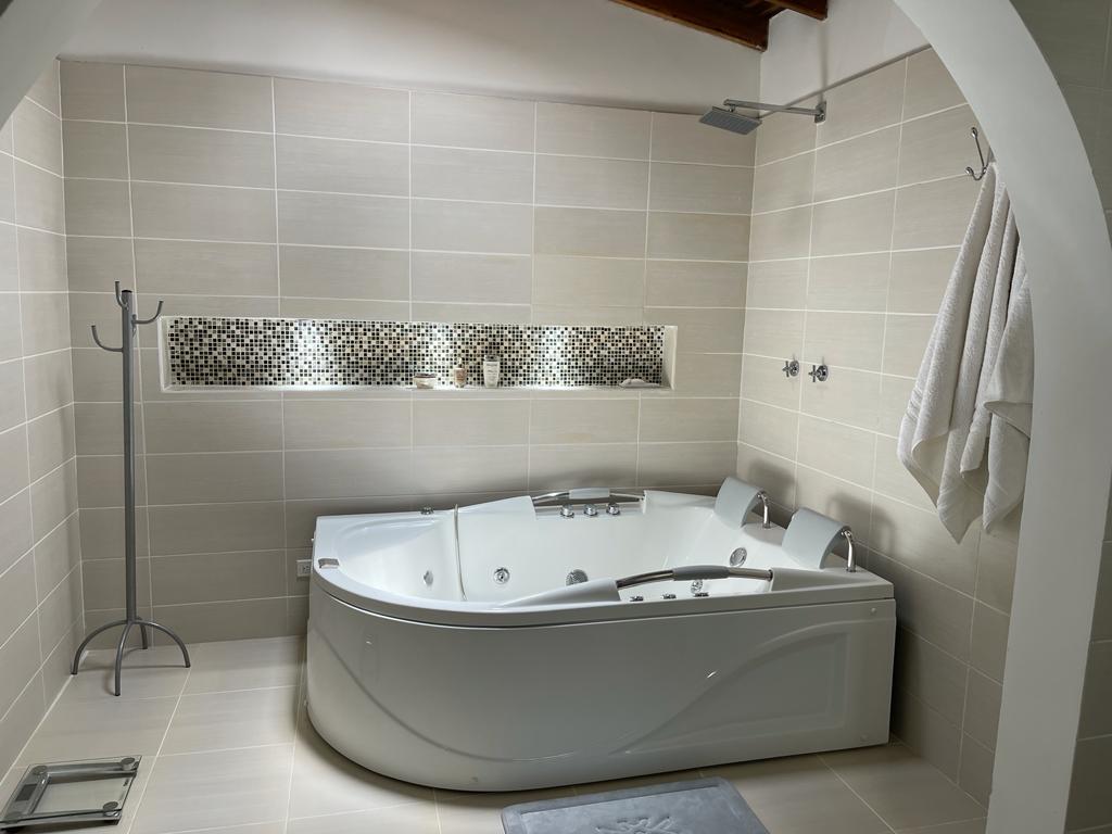 Casa en venta en Loma del Escobero Envigado