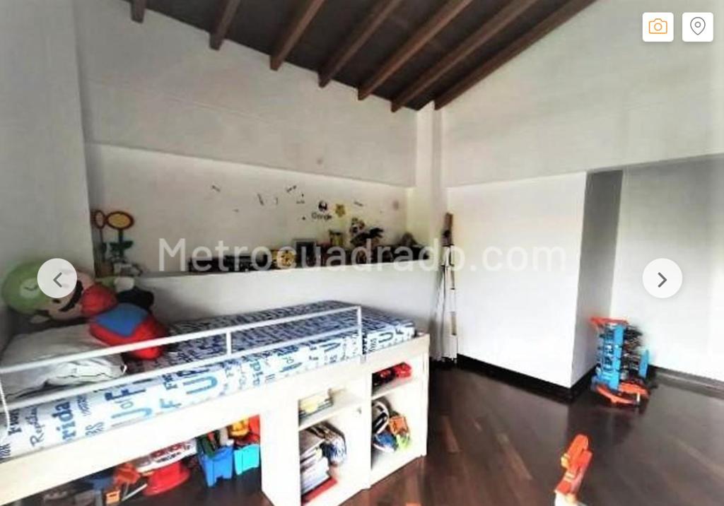 Casa en Venta en Altos del Poblado cerca del CES Medellin