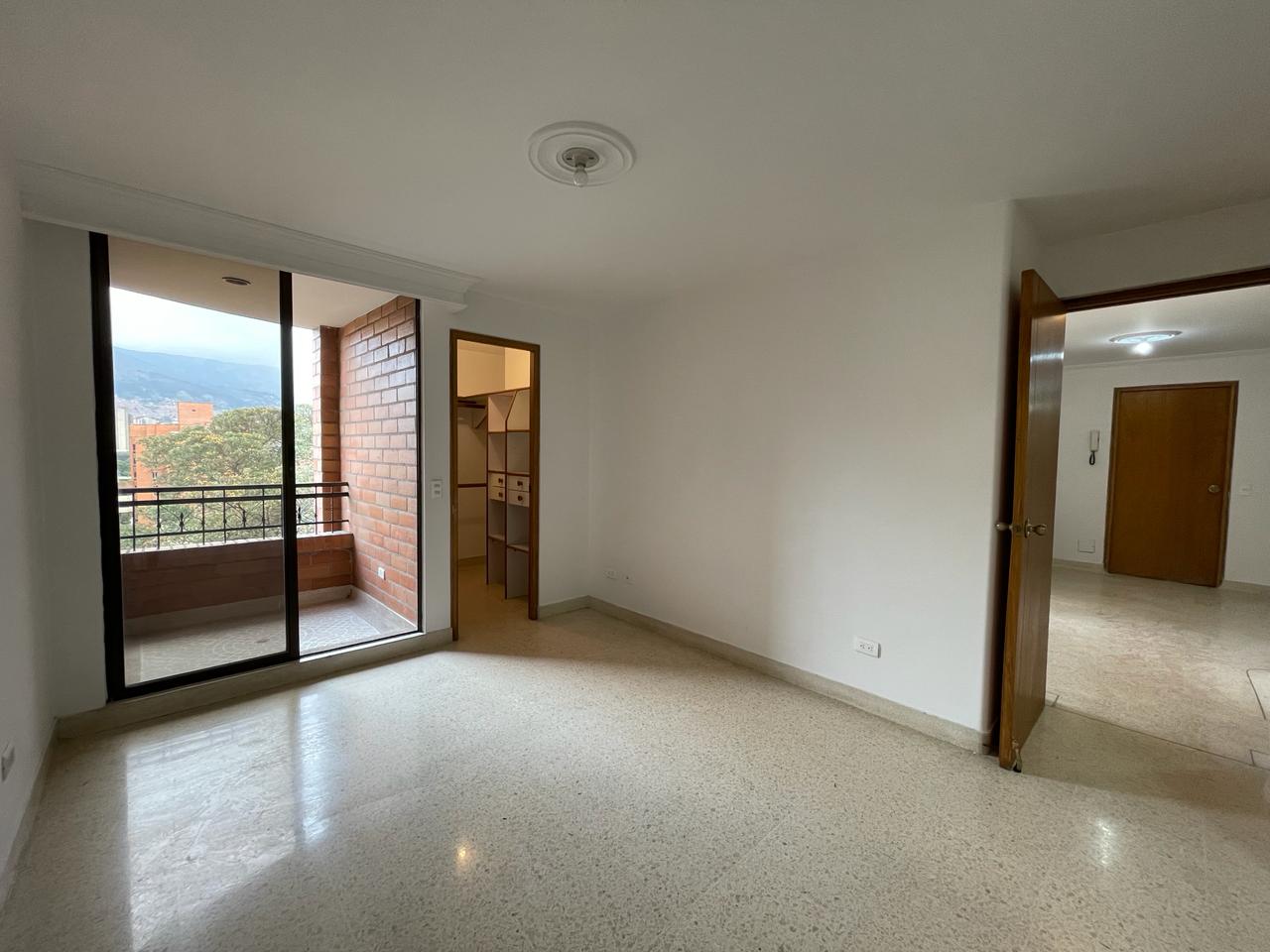 Apartamento en venta  en Conquistadores - Medellín