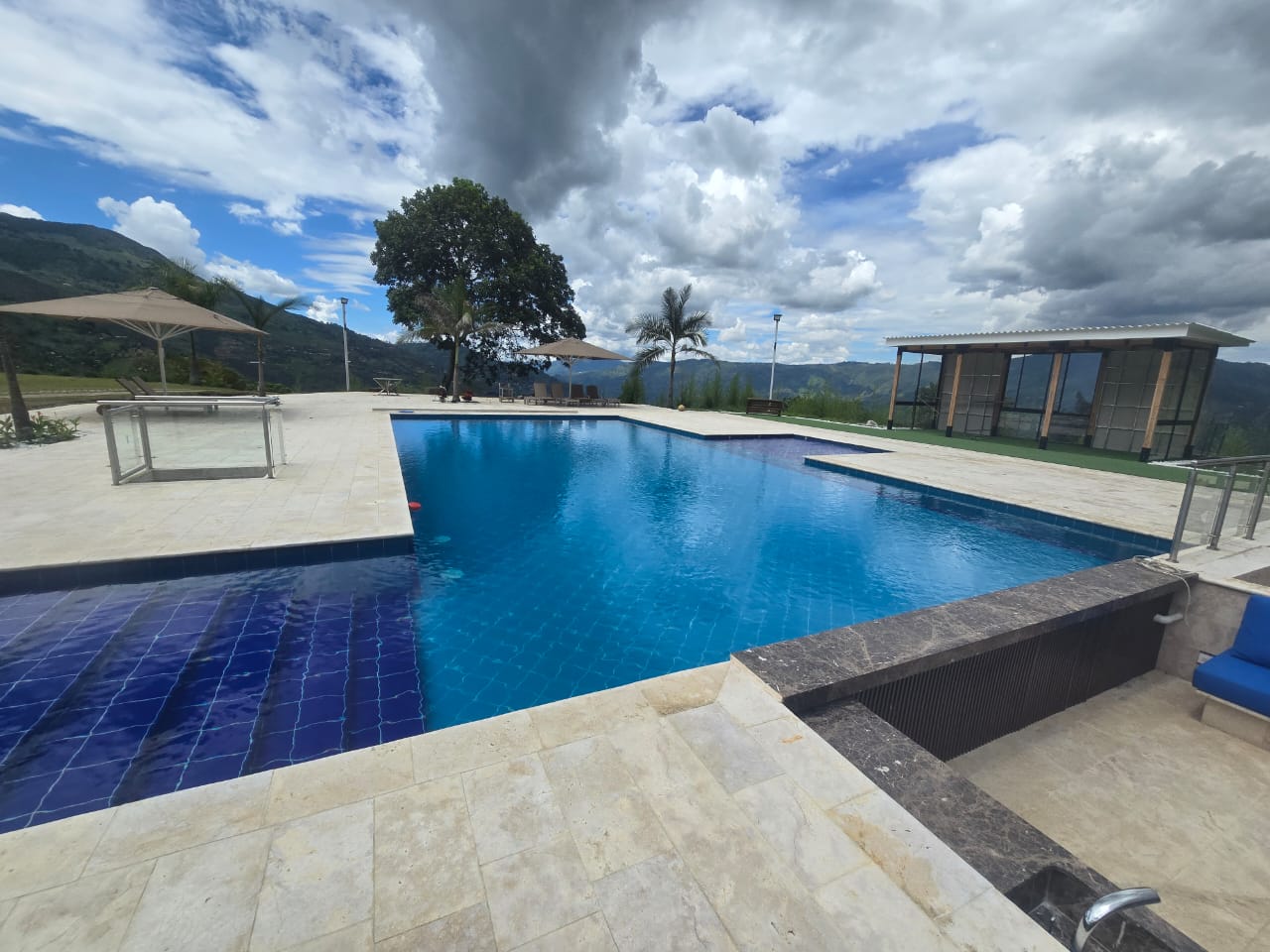 FINCA PARA LA VENTA EN COPACABANA