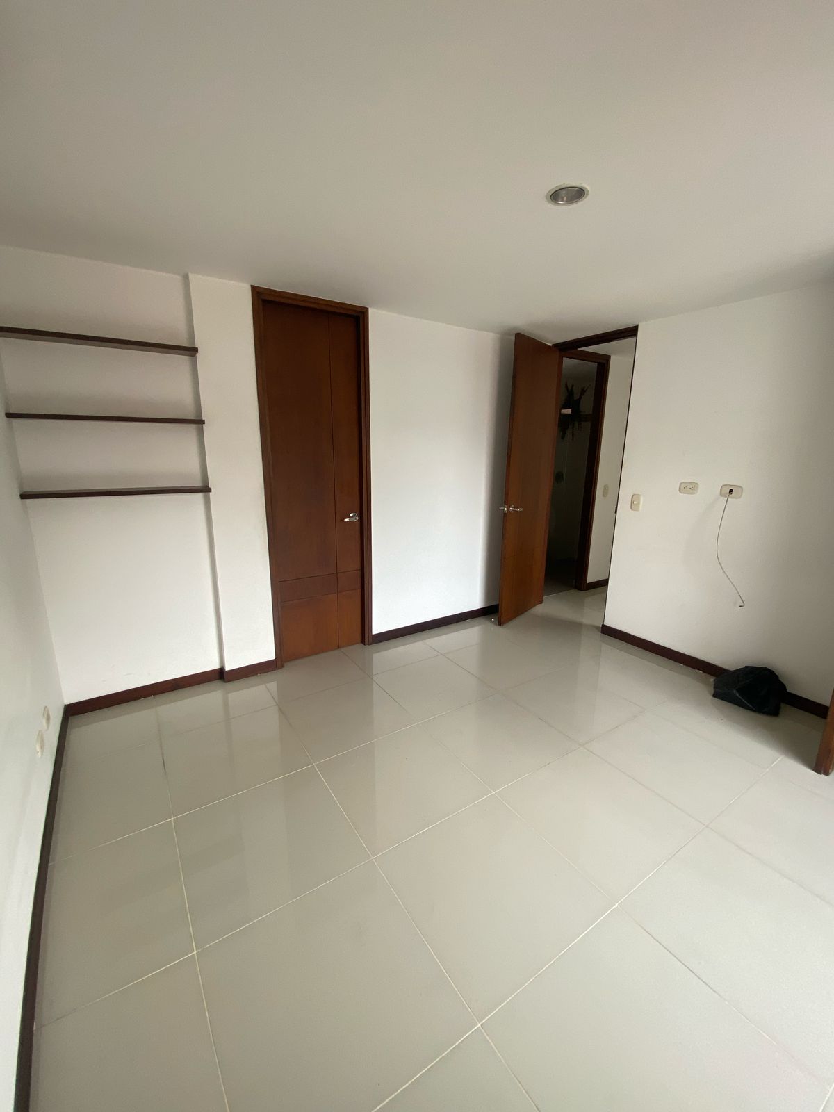 Apartamento en venta Medellin Loma de los Bernal