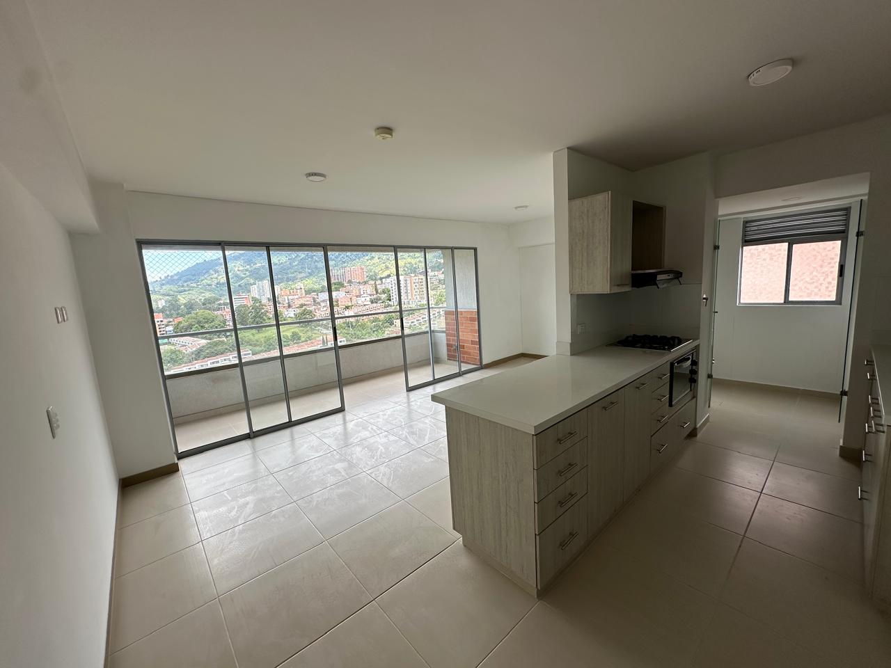 Apartamento para la venta en la Estrella sector Suramerica