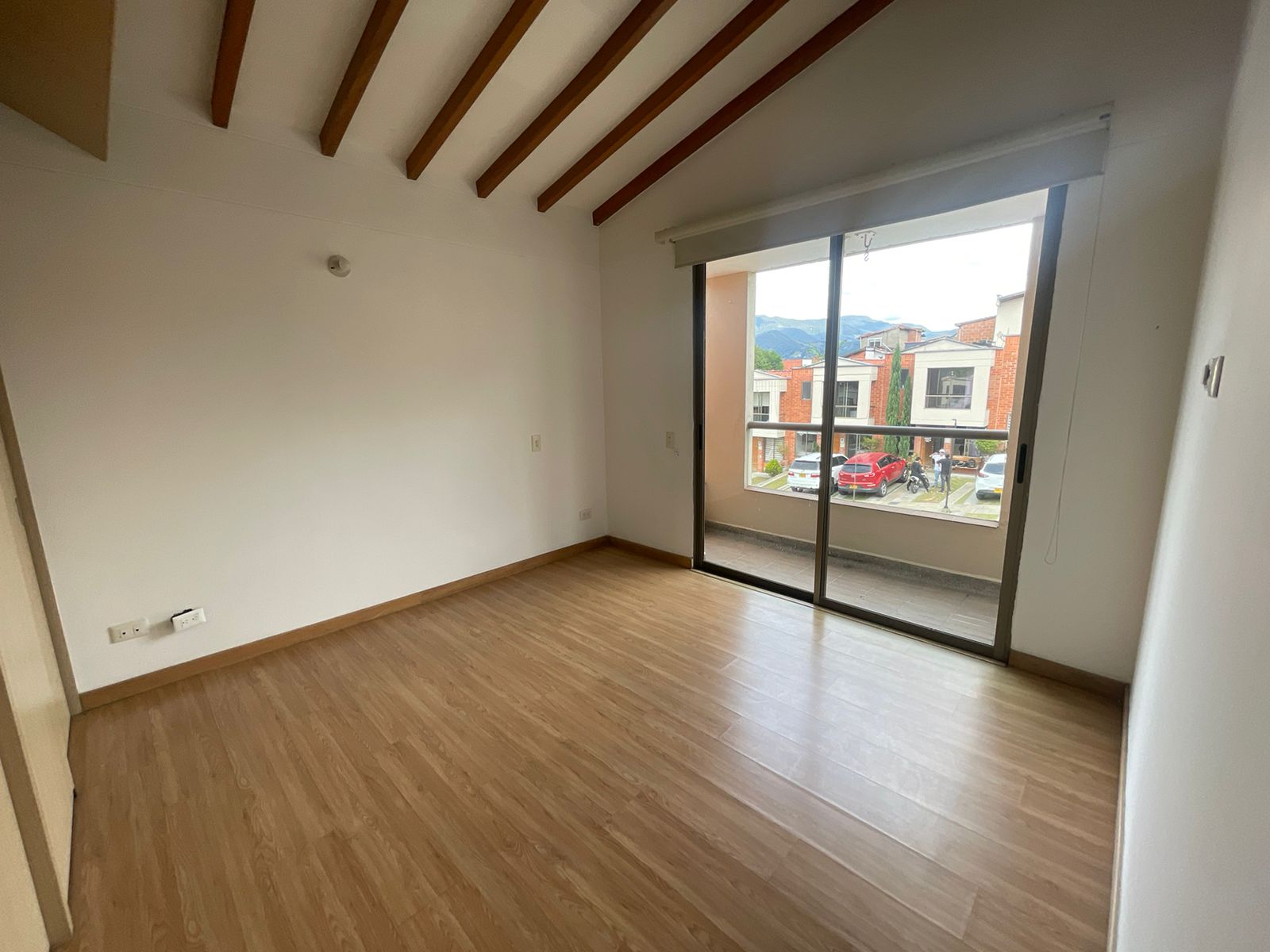 Casa para la venta en La Estrella cerca del Parque Principal