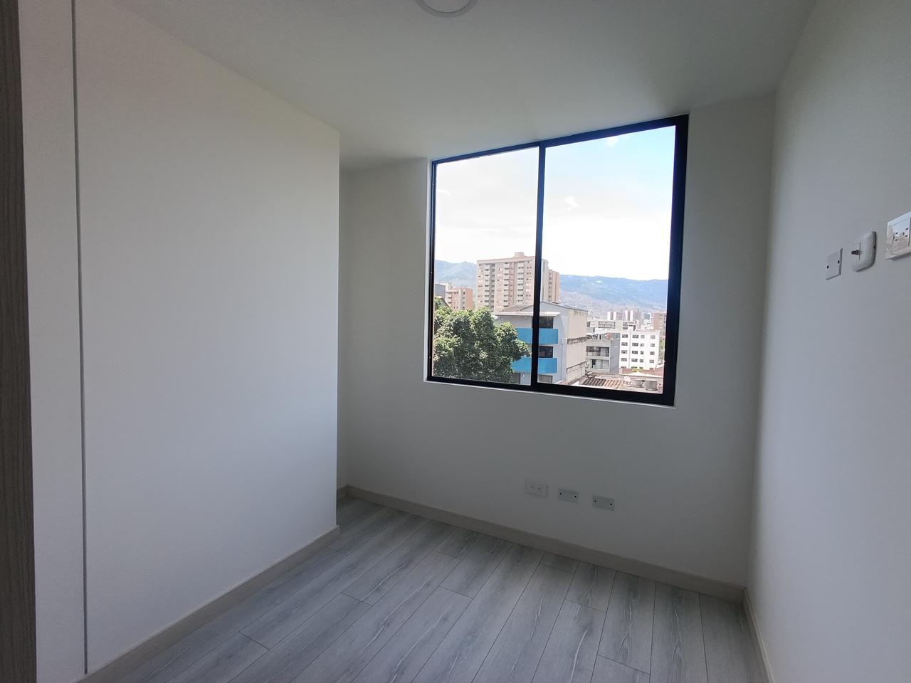 Apartamento en venta en Los Colores -  Medellín