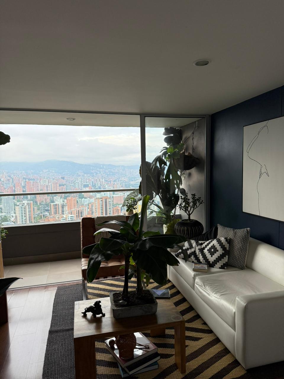 Apartamento para la venta en las Palmas Medellin