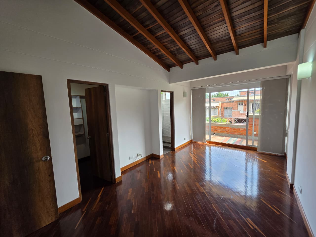 Casa en venta en las brujas envigado