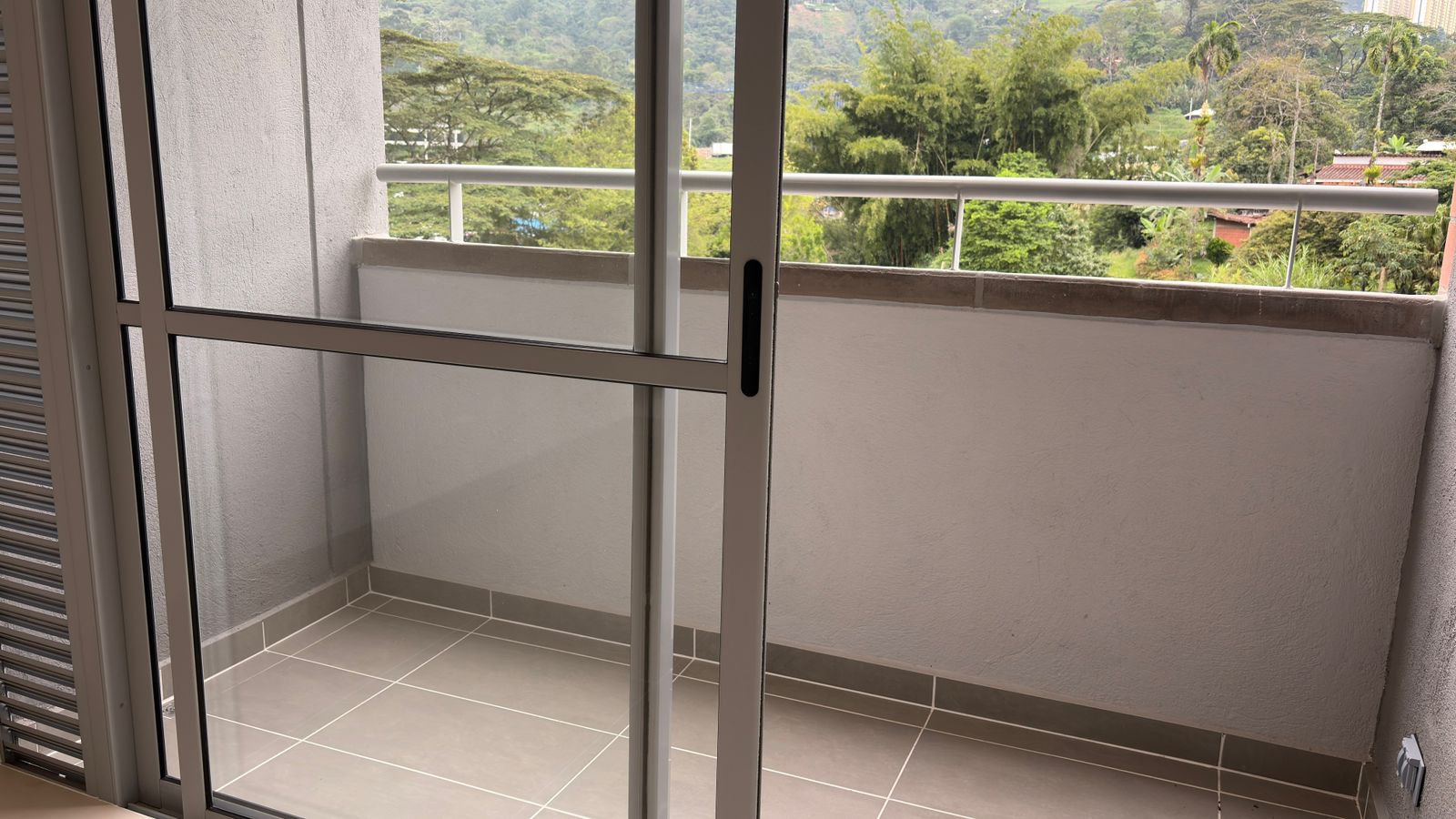 Apartamento para la venta en La Estrella para estrenar