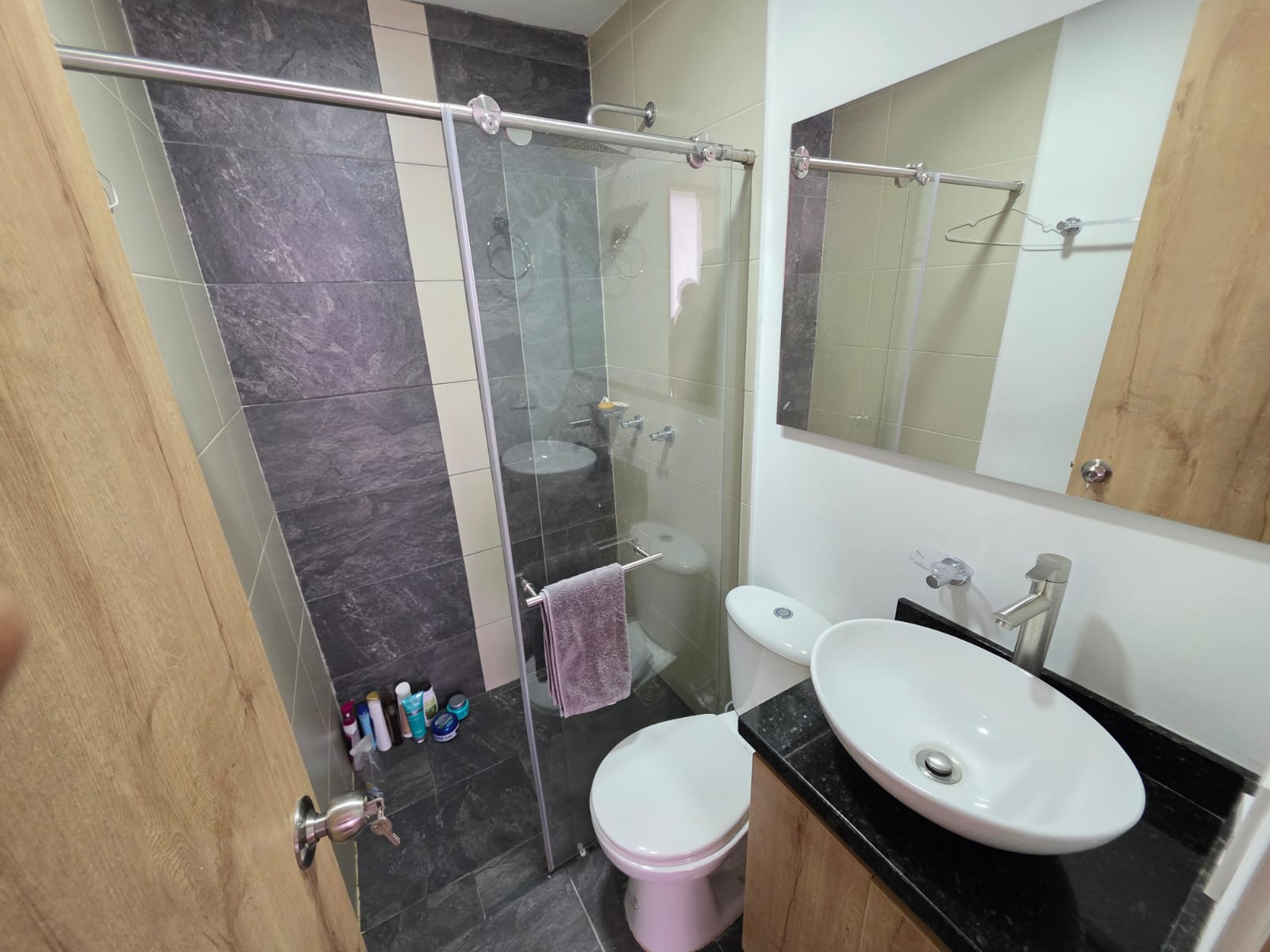 Apartamento en venta en la estrella 260 millones