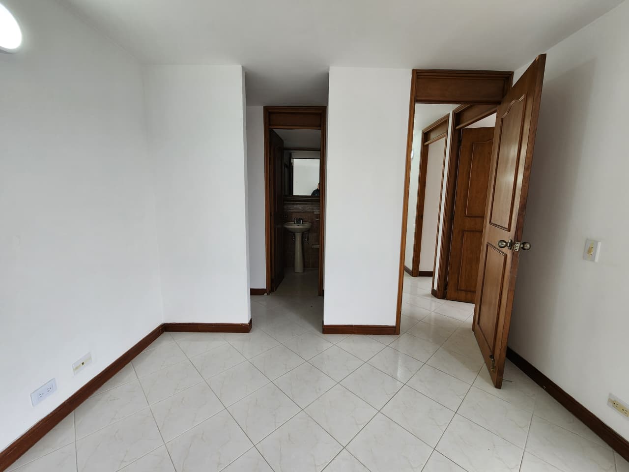 Apartamento en arriendo el Poblado Loma de San Julian