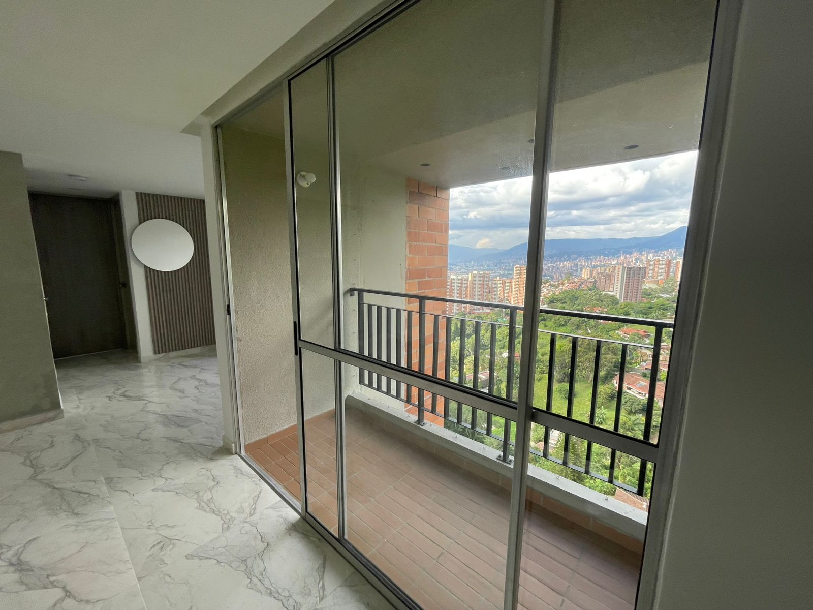 Apartamento en arriendo sector Las Lomitas Sabaneta