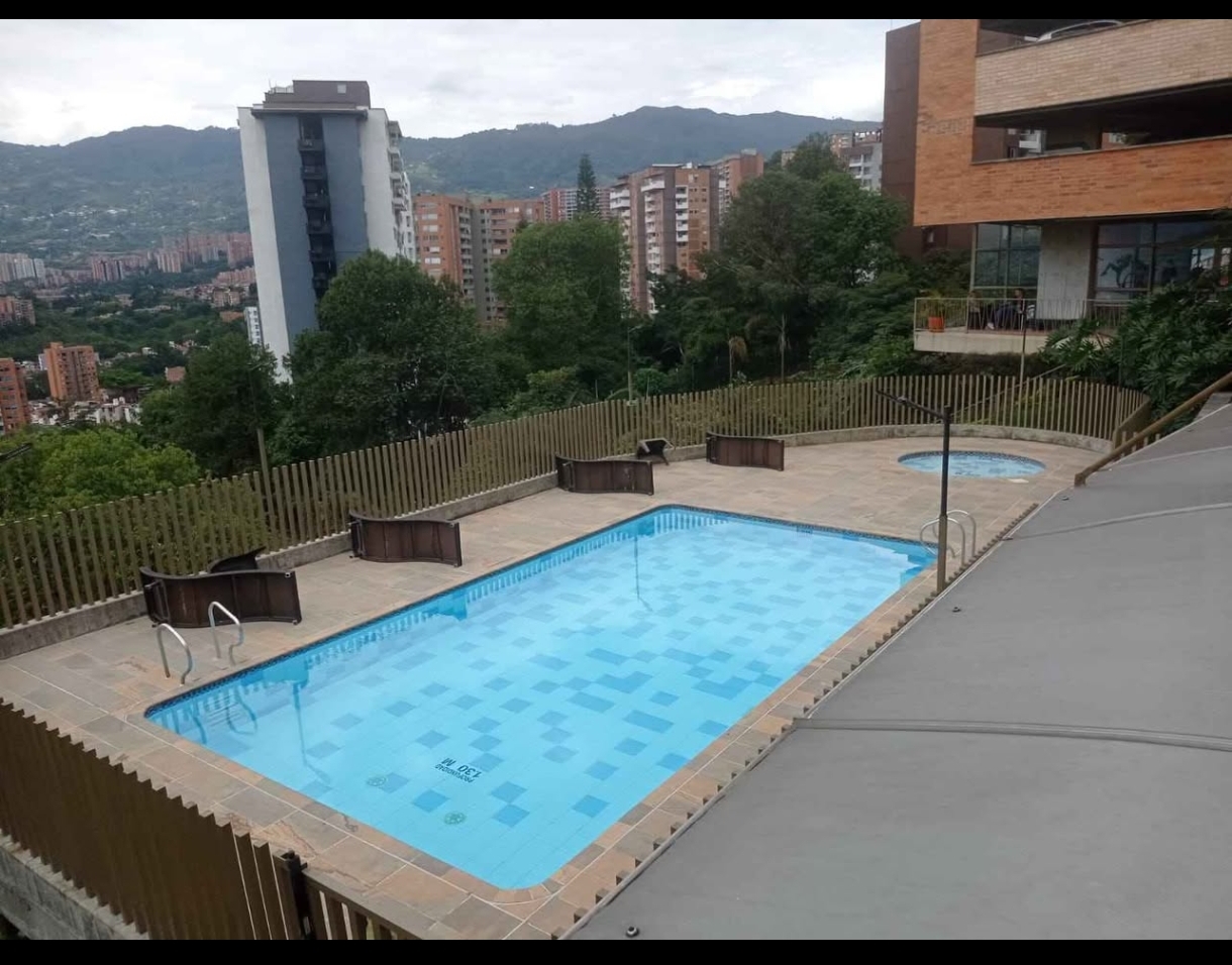 apartamento en venta en envigado loma del barro