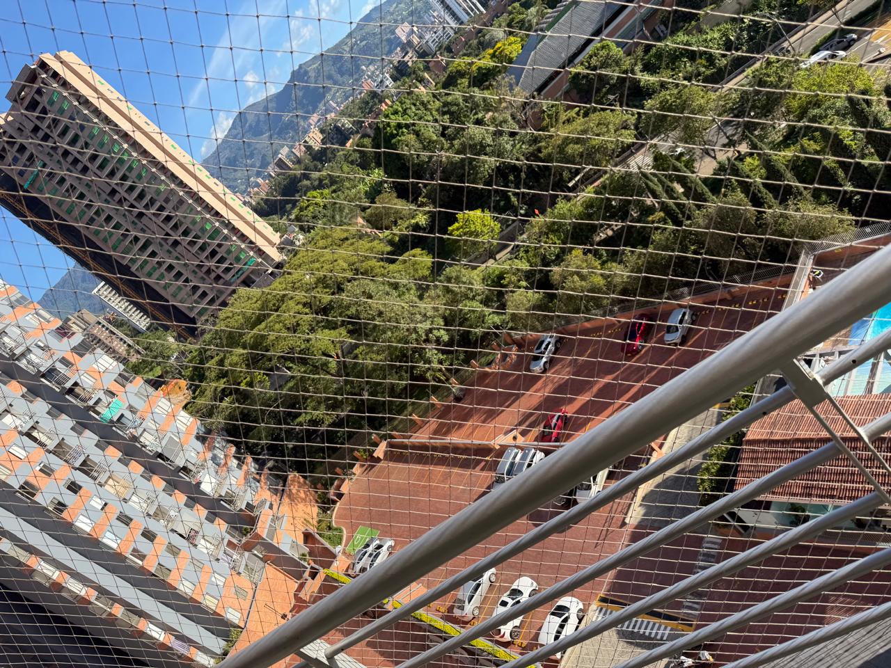 Apartamento amoblado en arriendo en El Poblado sector Los Balsos