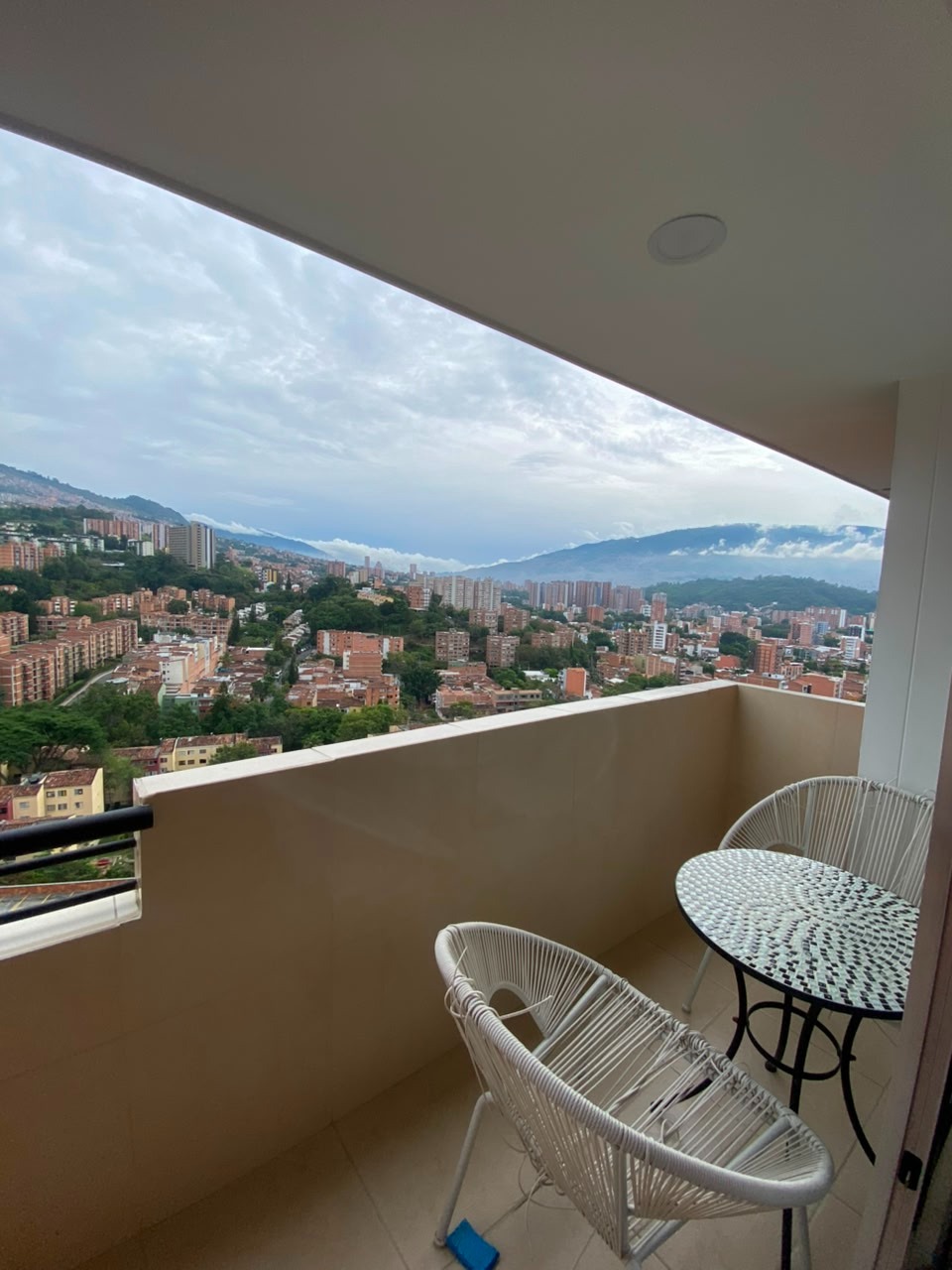 Apartamento para la Venta en Calasanz parte baja - Medellín.
