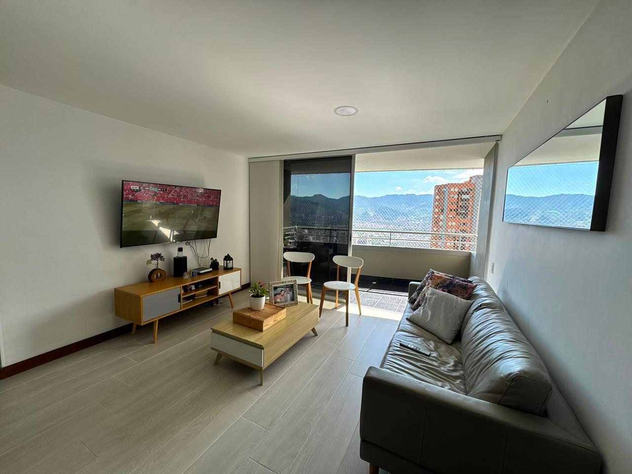 Apartamento en venta Loma del Indio Medellin