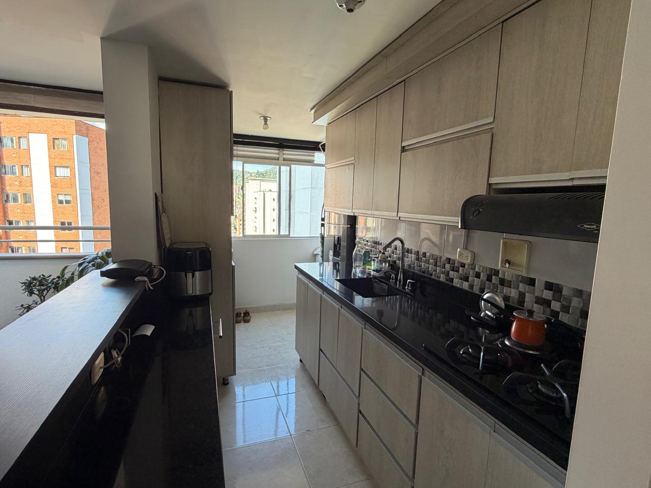 Apartamento para venta en Loma De Los Bernal
