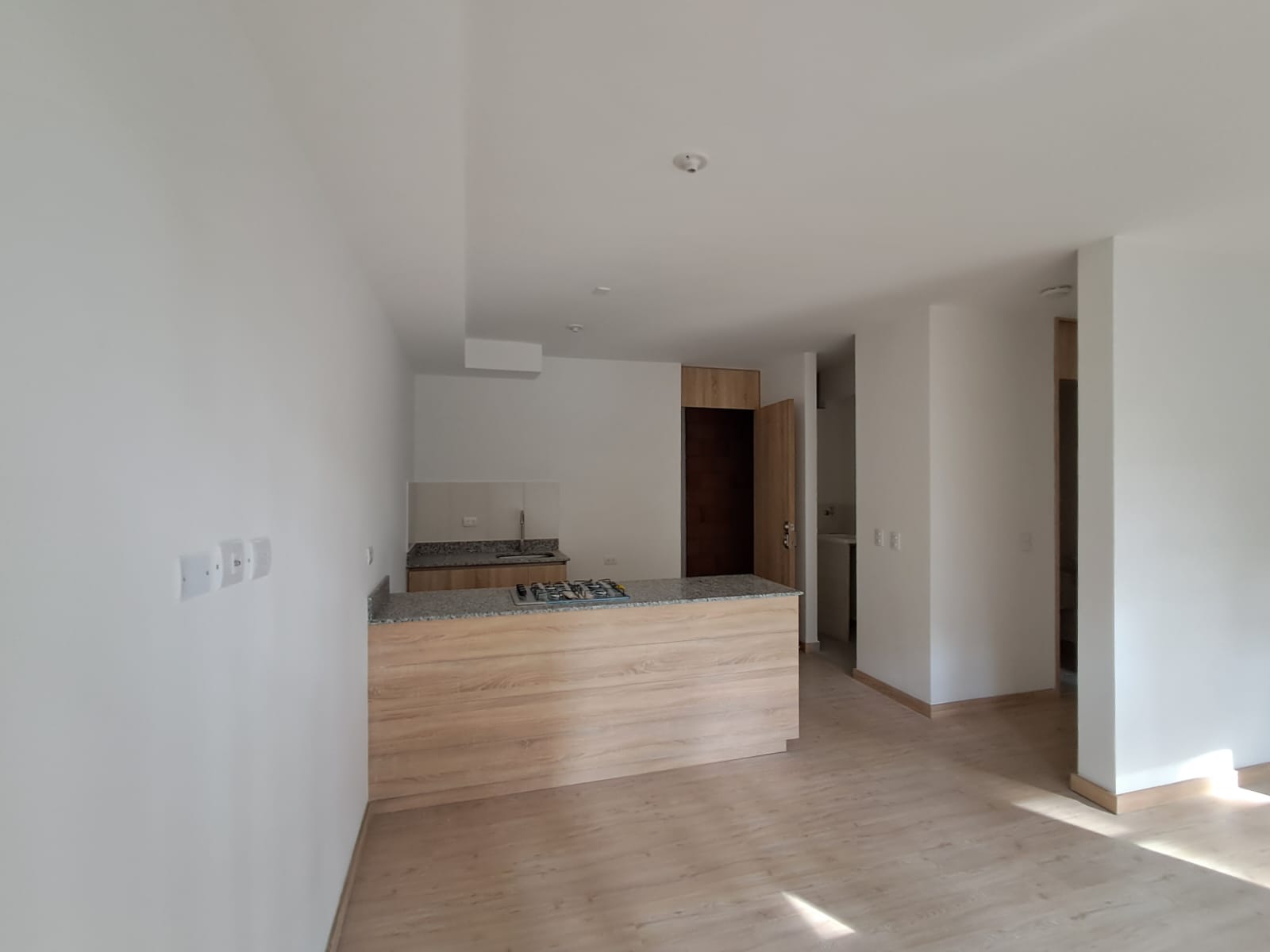 Apartamento Venta Robledo-Altamira BAJO DE PRECIO
