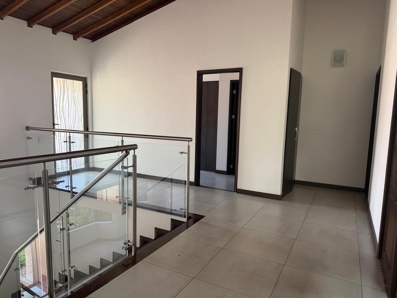 Casa en venta en Envigado Benedictinos