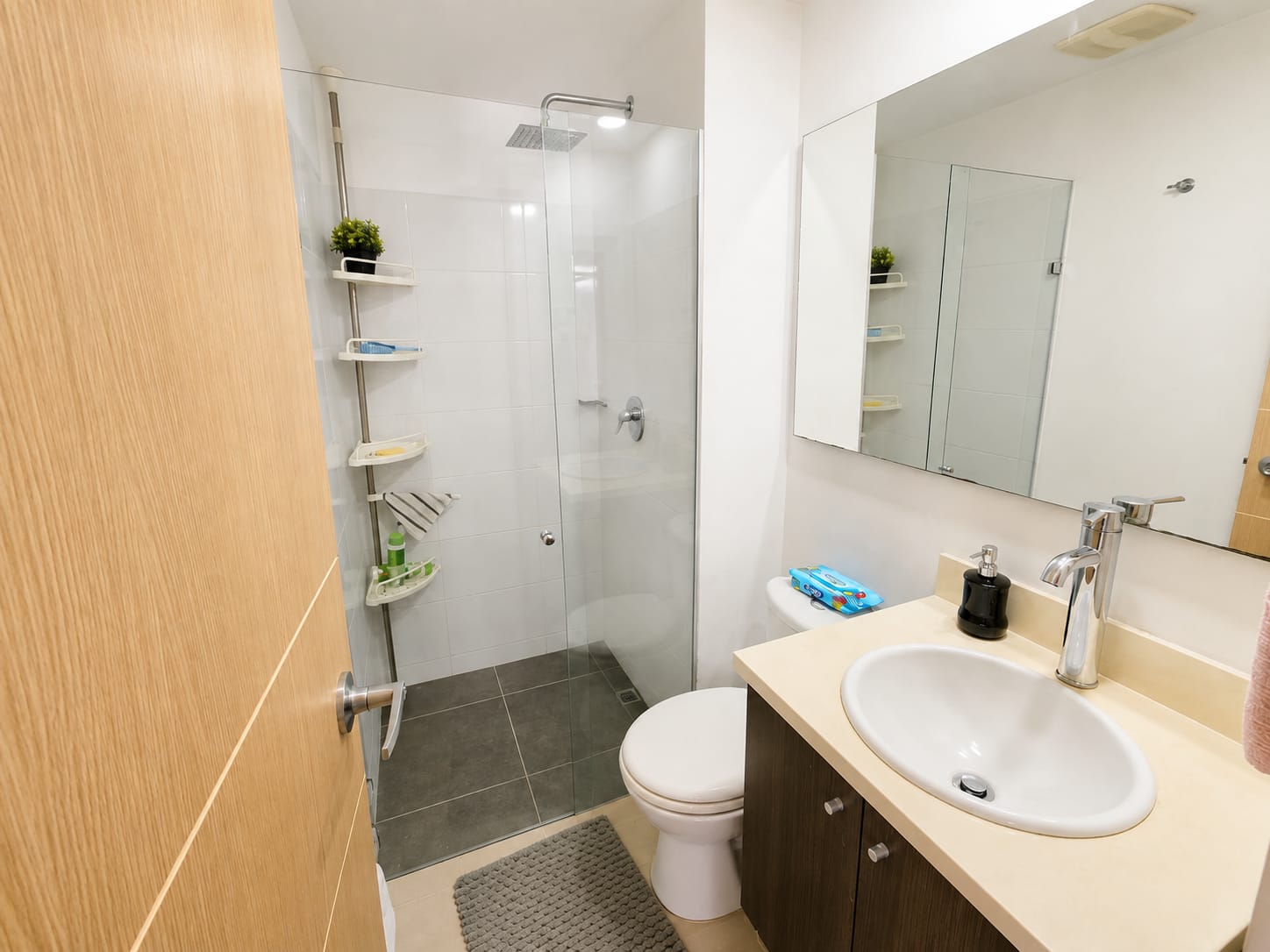 Apartamento en venta San Remo Sabaneta – Piso 25 con vista