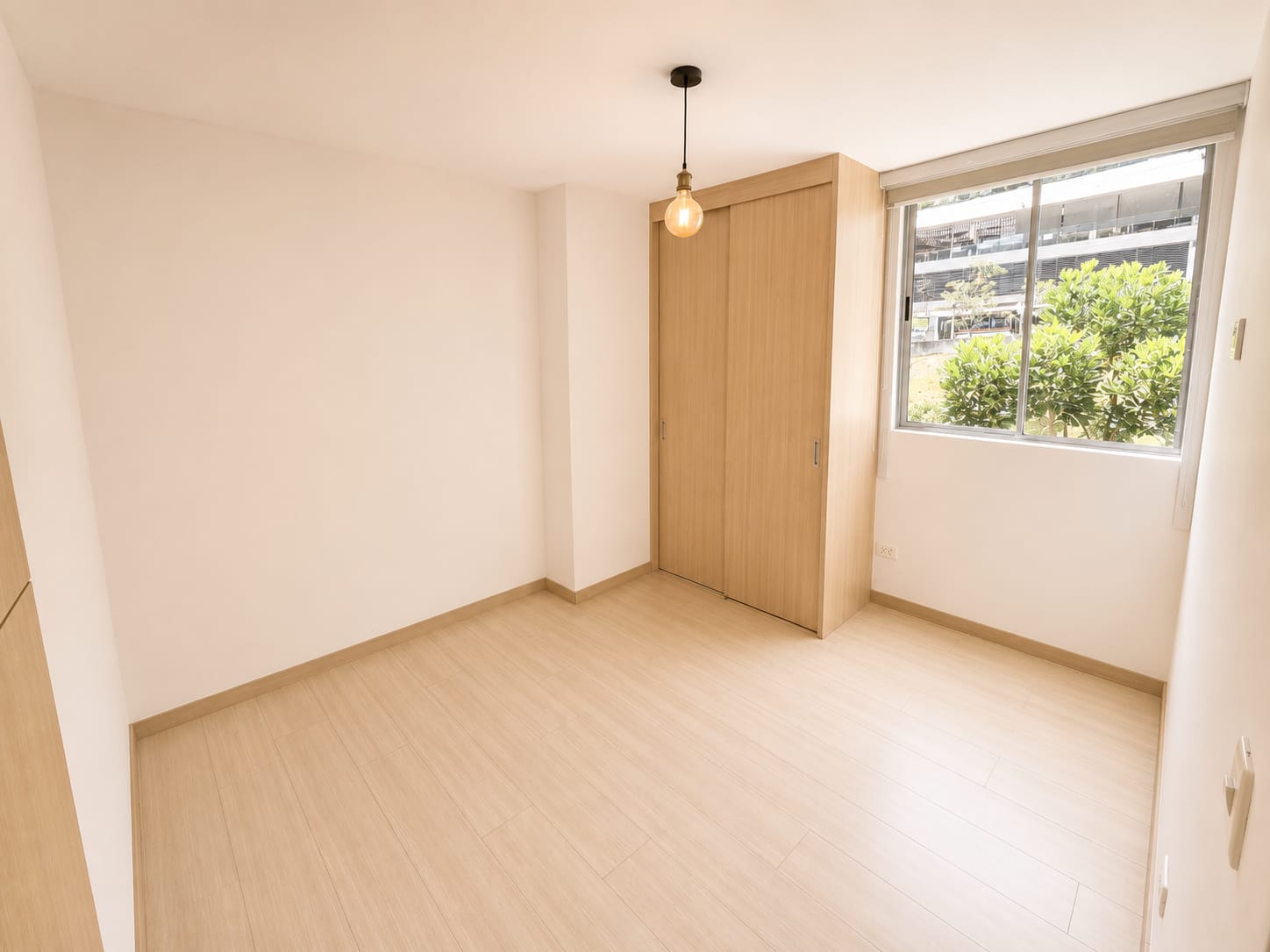 Apartamento en venta Cumbres Envigado – 98 m² + 2 parqueaderos