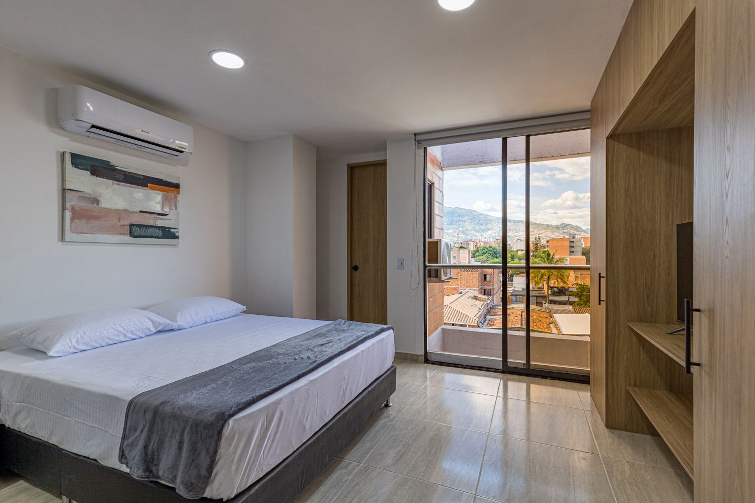 Apartaestudio tipo Loft amoblado en venta Belén Rosales