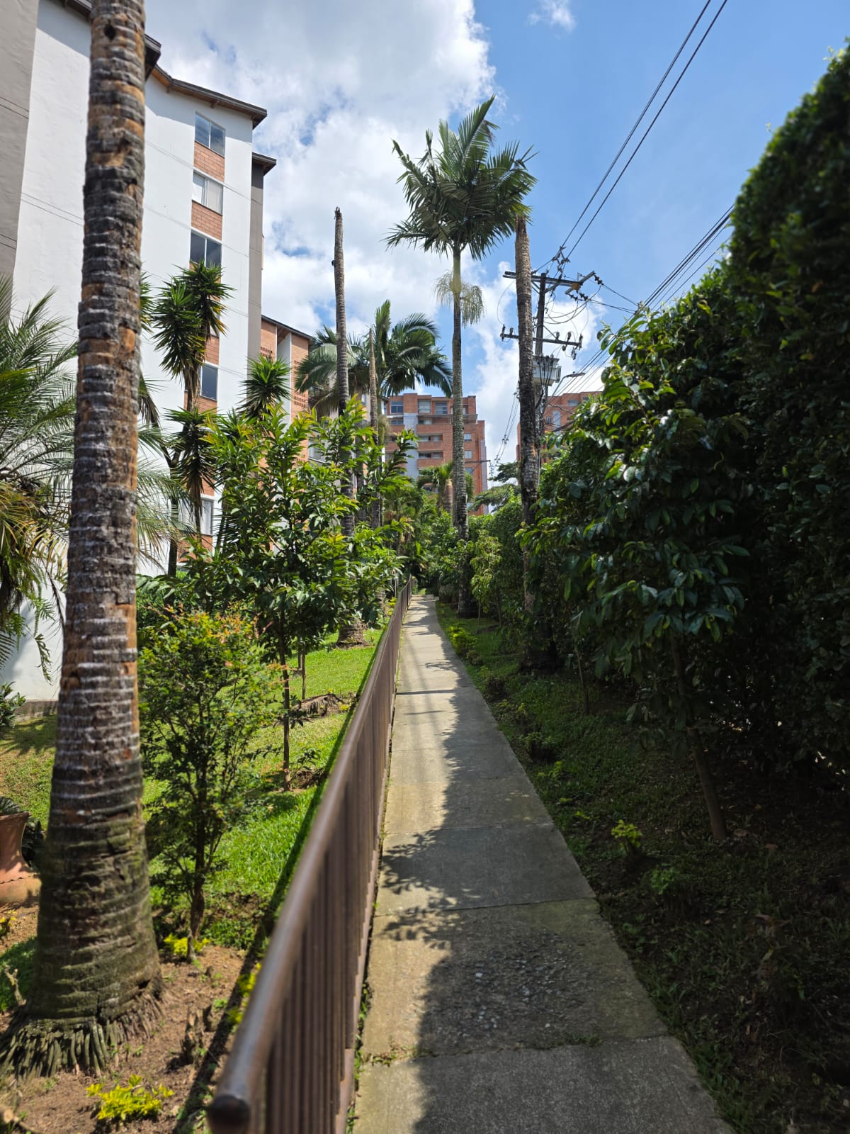 Apartamento para la venta en Envigado sector Uribe Angel