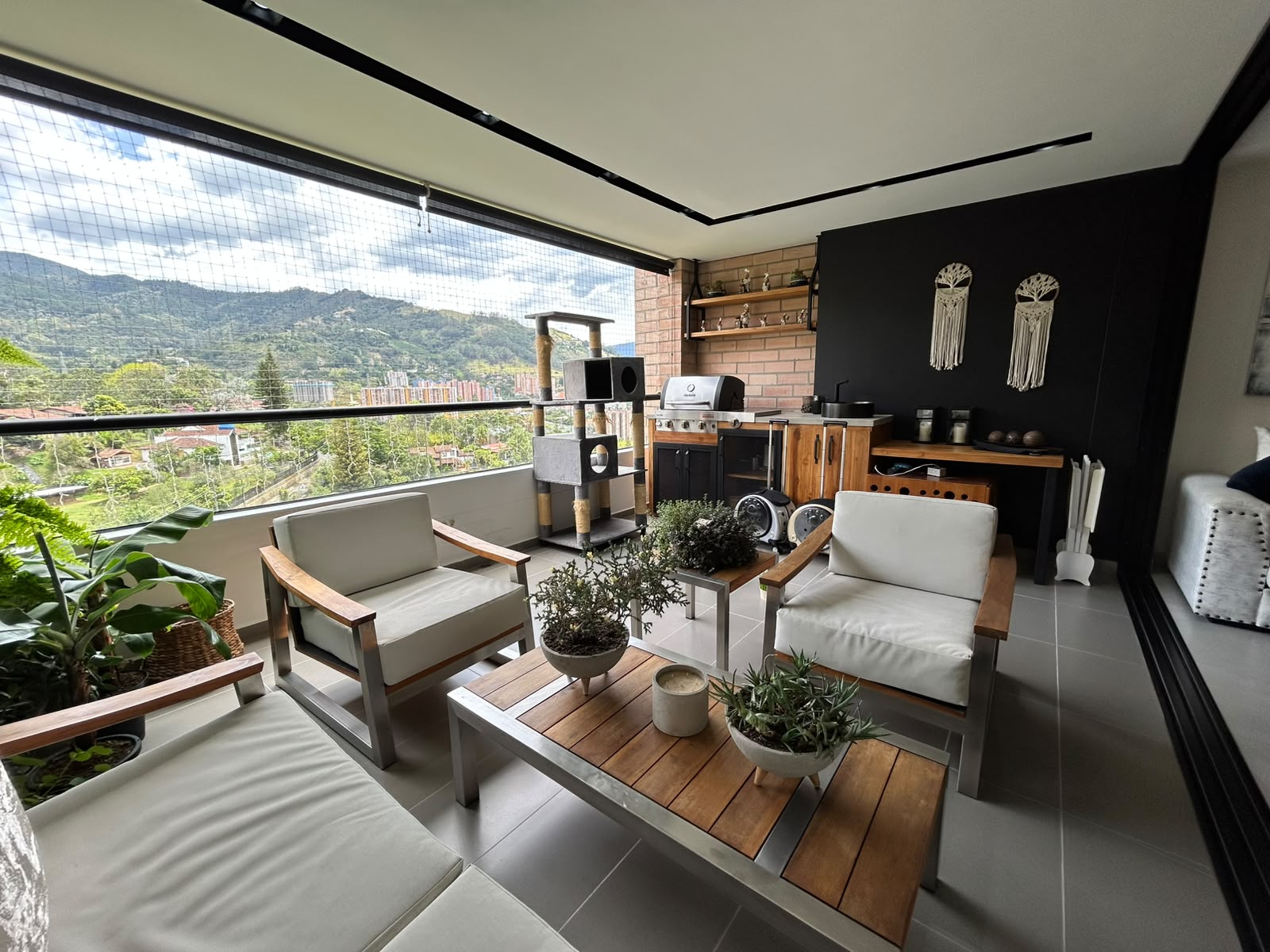 Apartamento en venta en Las Brujas Envigado 175 m² piso 15