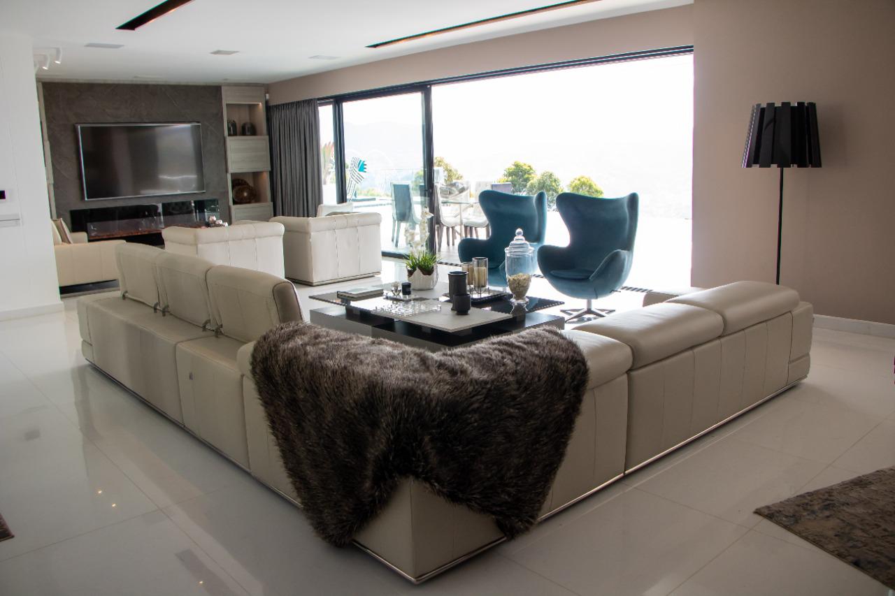 Exclusiva casa en venta en las Palmas Medellin