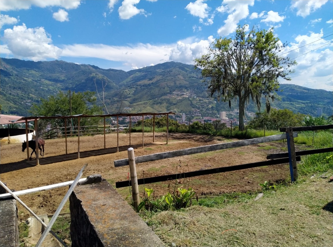 Finca para la venta en Copacabana  Antioquia