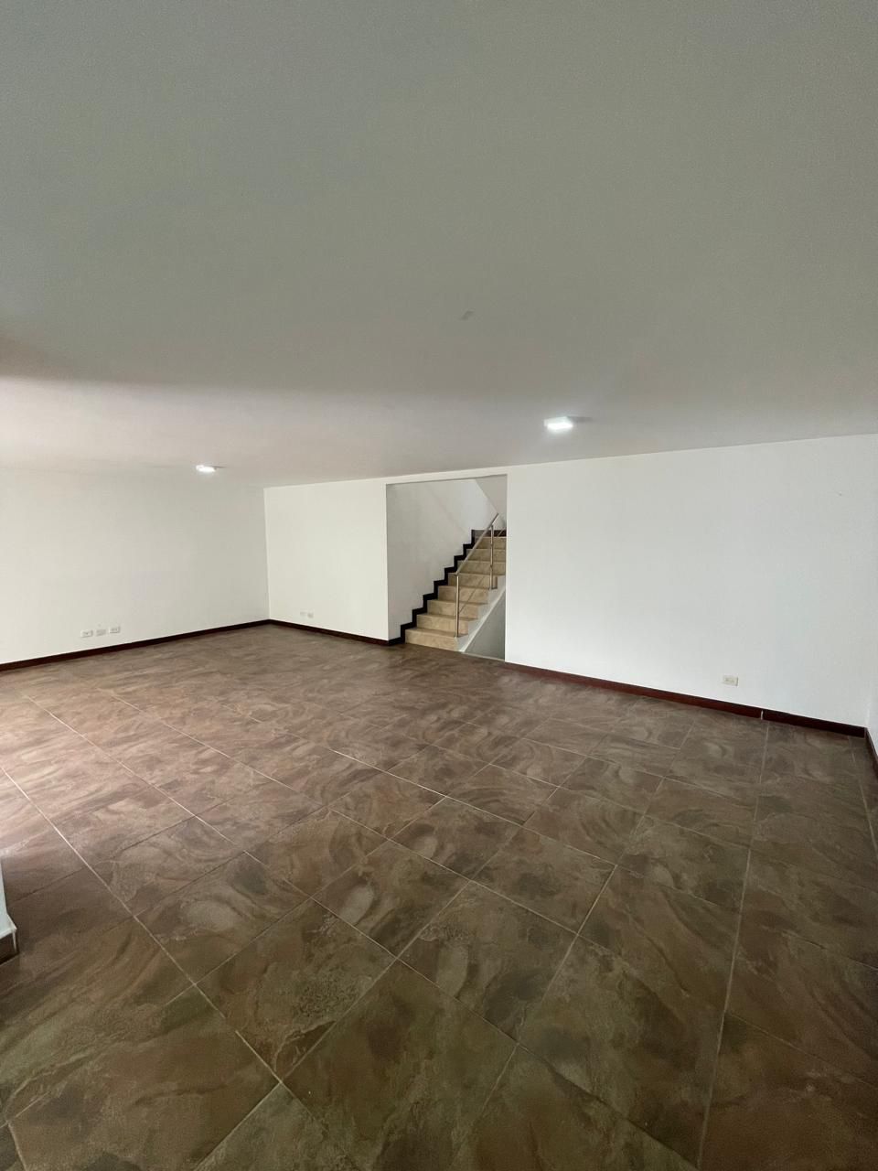 Se vende casa en Sabaneta sector la Doctora