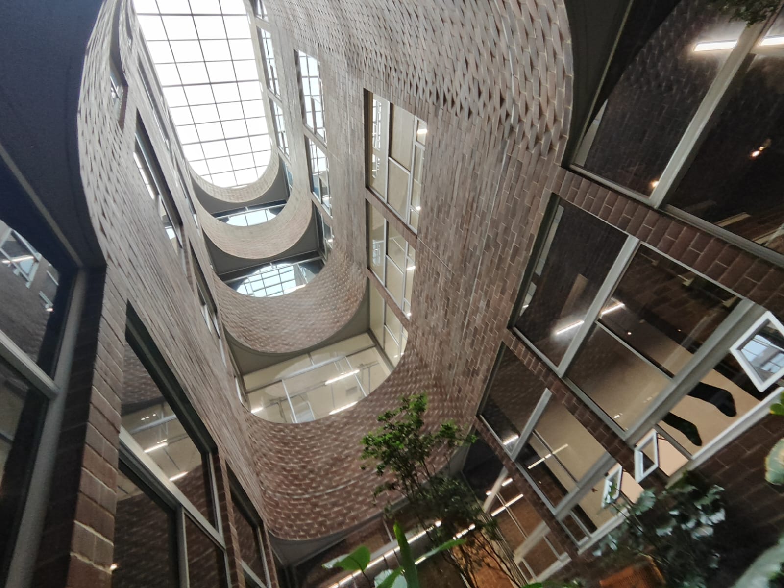 Edificio industrial para venta en sector  la aguacatala   Medellin