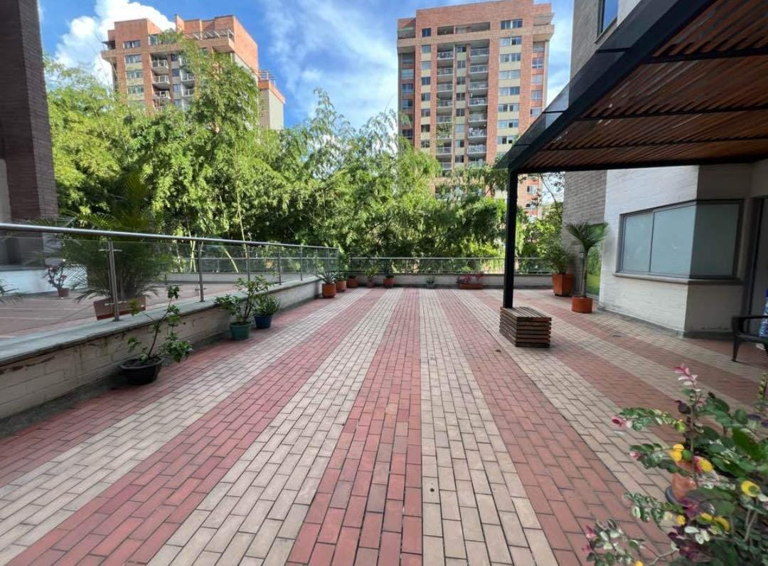 Apartamento en venta en Castropol Medellin