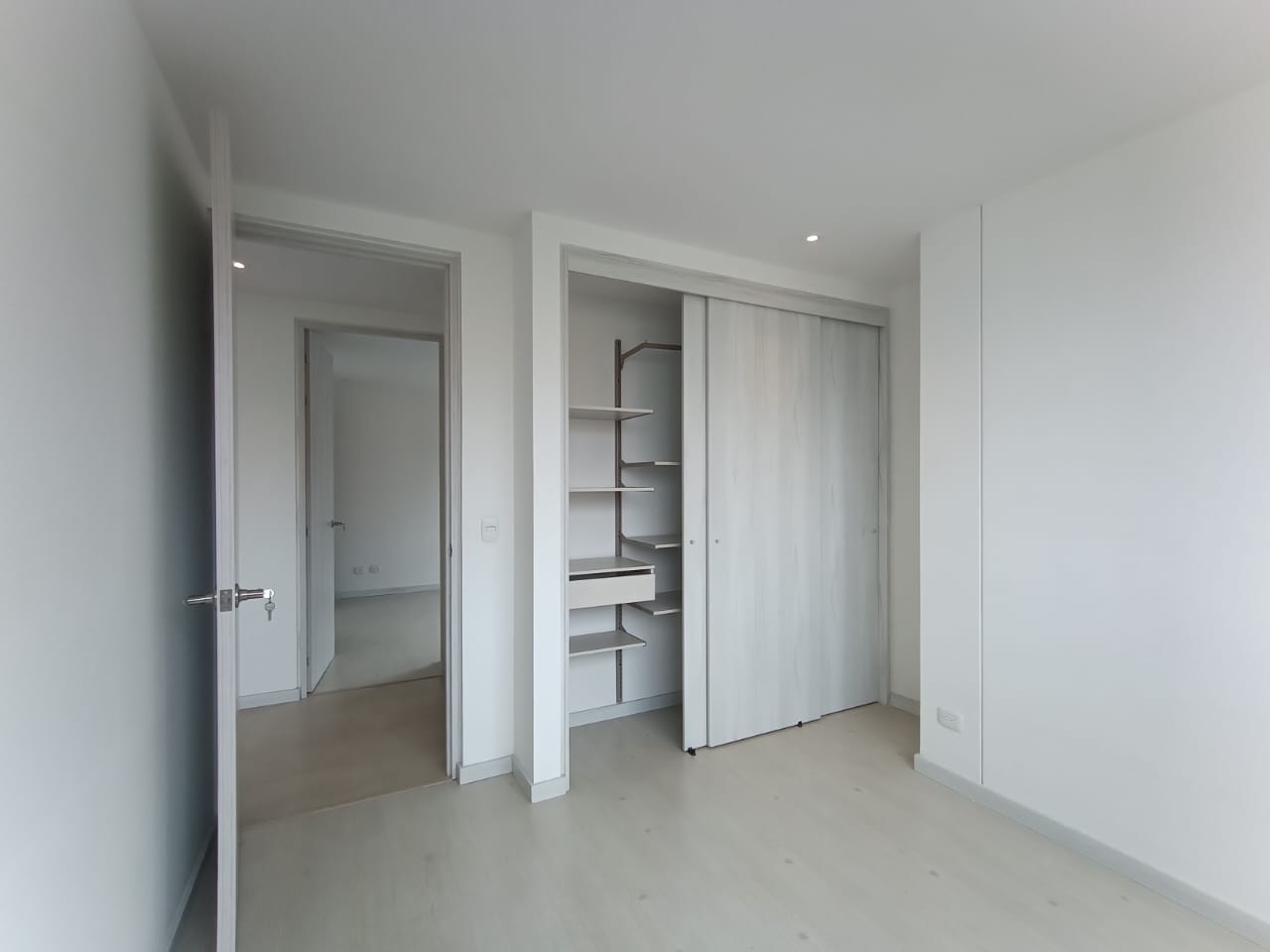 Apartamento en venta en el Poblado, sector Castropol