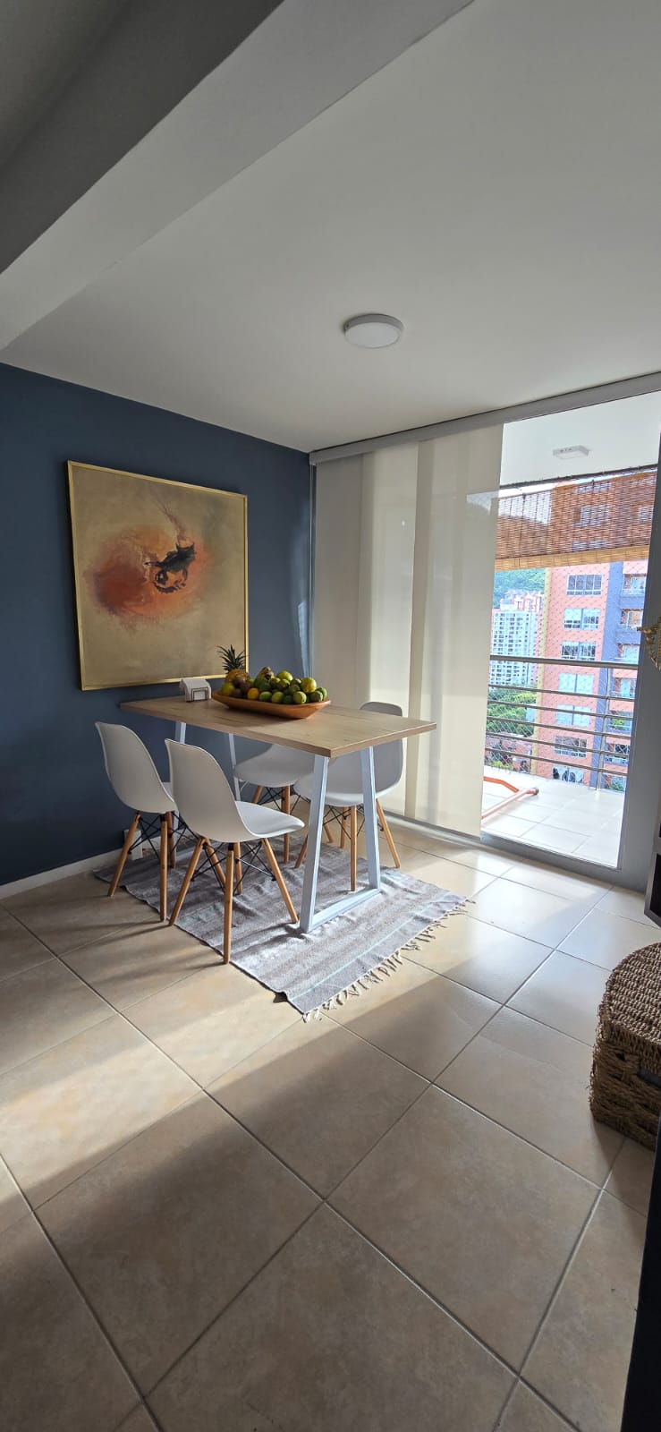 Apartamento en venta Medellin Loma de los Bernal