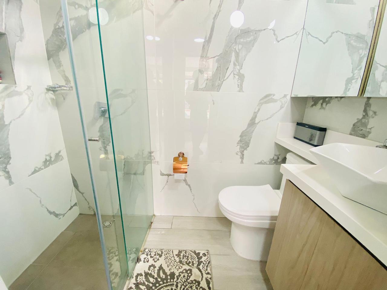 Venta de Casa en la Estrella- Suramerica