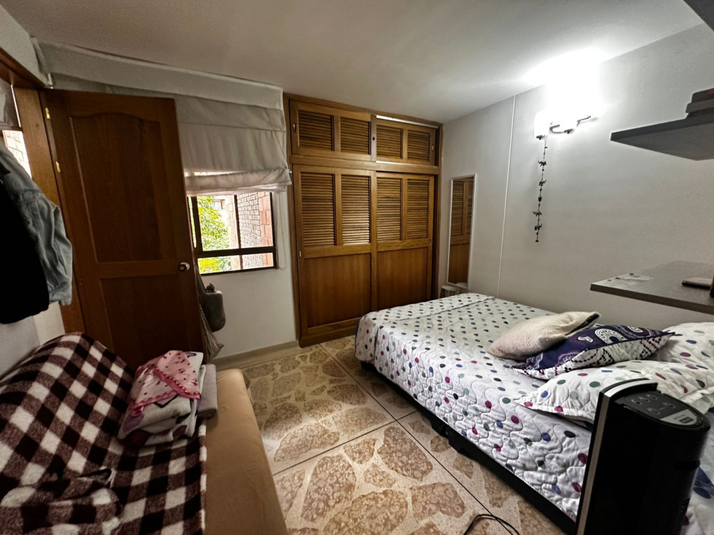 Apartamento duplex en venta en Castropol Medellin